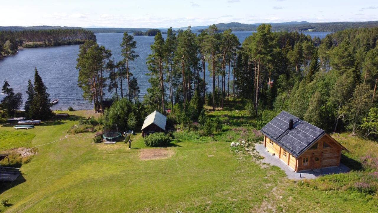 Blockhaus Am See - Komfort Umgeben Von Natur! Nalden Exterior photo